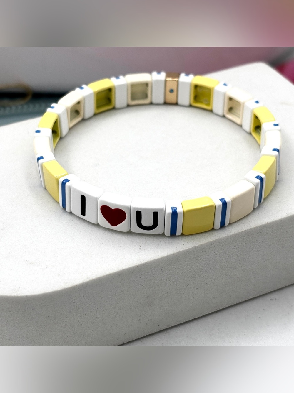 Roxanne Assoulin  I Love You Bracelet